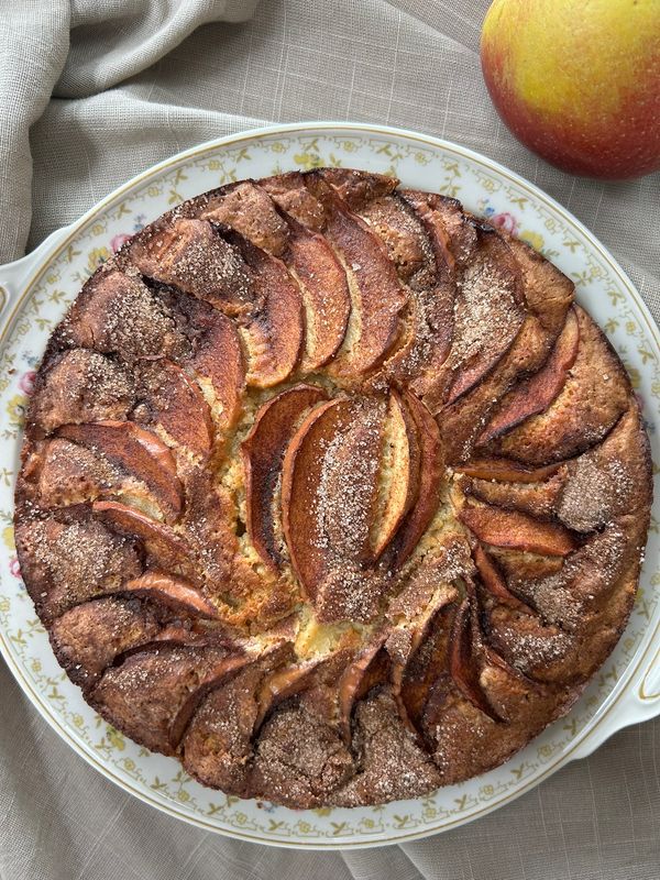 Apple Cake
