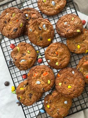 Cookies with Smarties