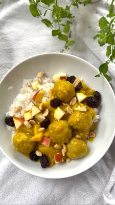 Meatballs in Curry
